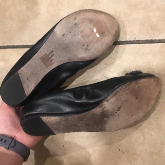 Vera Wang Black Leather Peep Toe Jeweled Flats - Picture 4 of 4